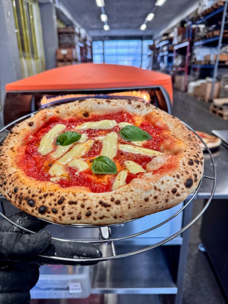 Pizza Margherita Rezept Foto Header